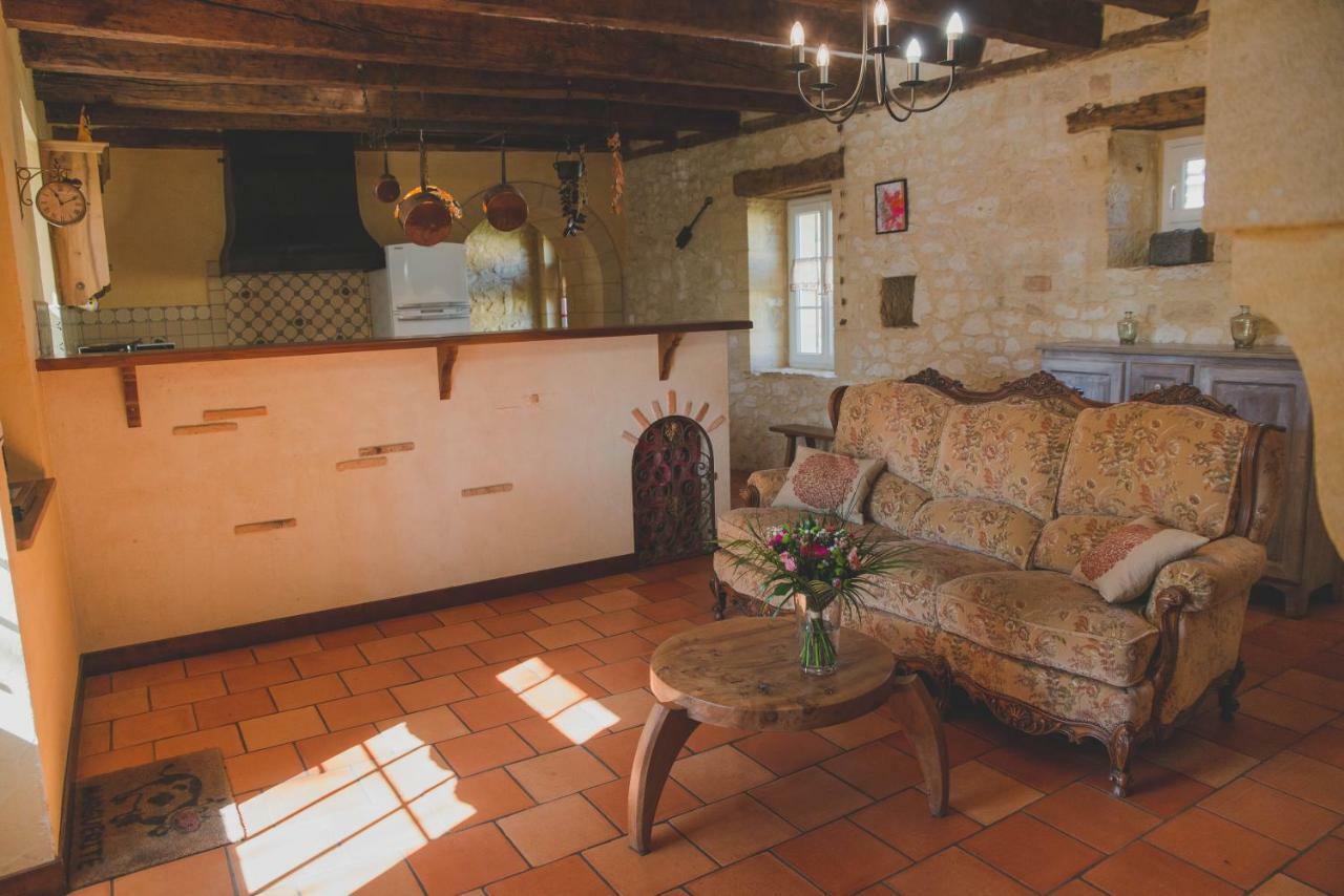 La Ferme De Bousserand Pontours Esterno foto